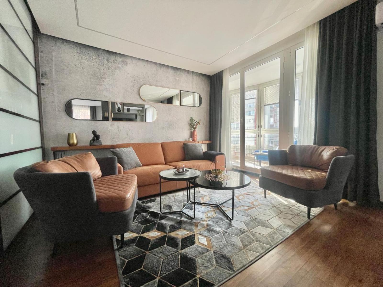 Apartment Pure Joy