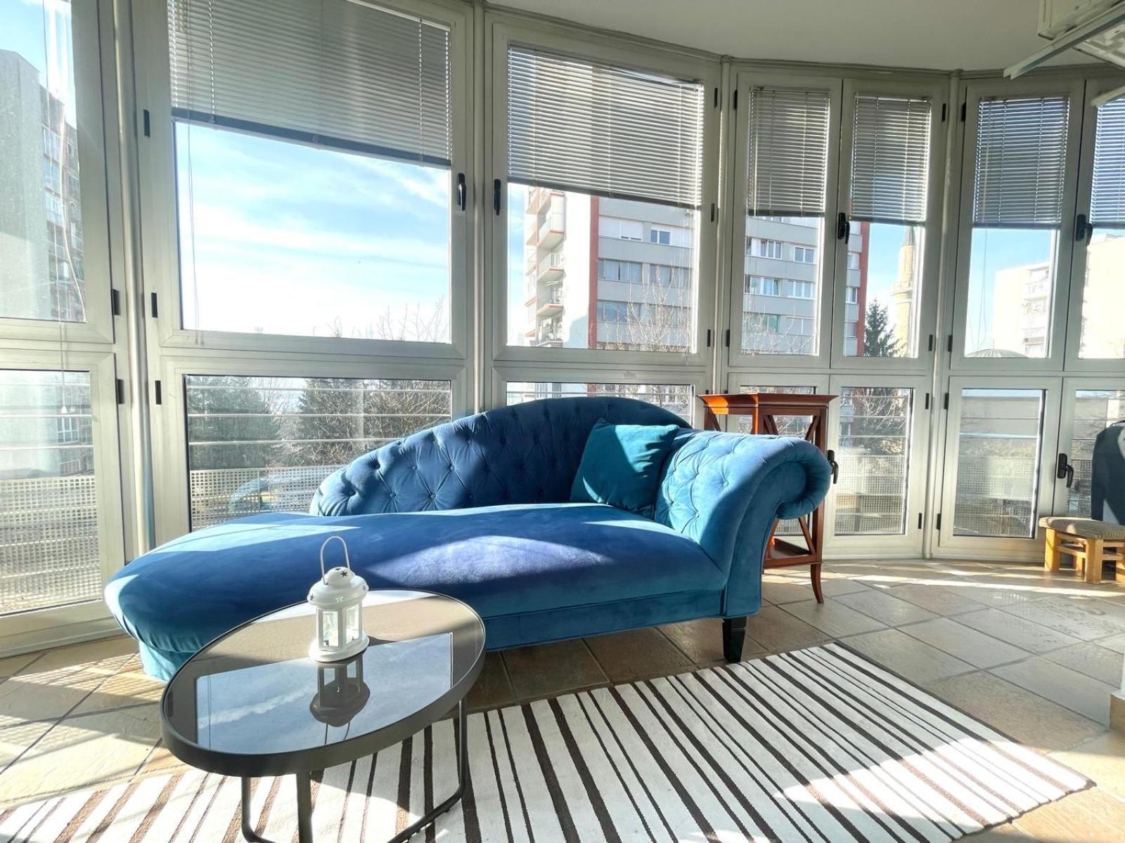 Apartment Pure Joy